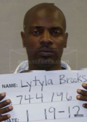 Lytyla D Brooks