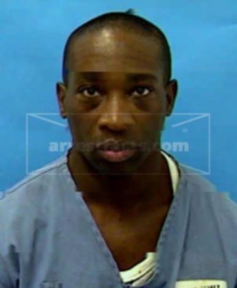 Kermitt D Williams