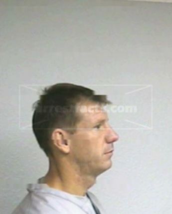 Steven D Unruh