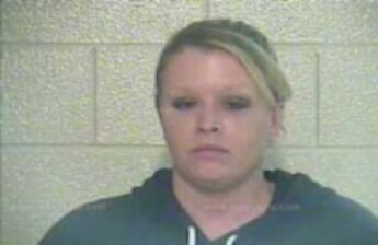 Carrie R Mcknight