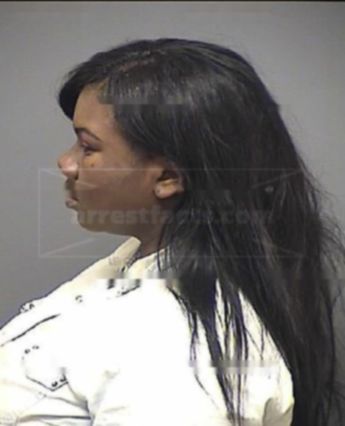 Amoni Vicquinelle Williams