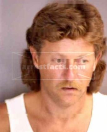 Curtis Bruce R
