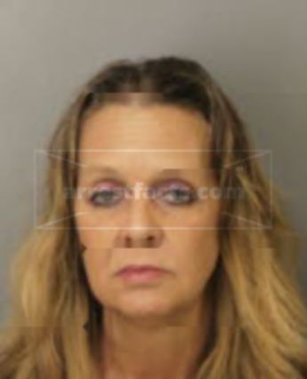 Denise L Bratton