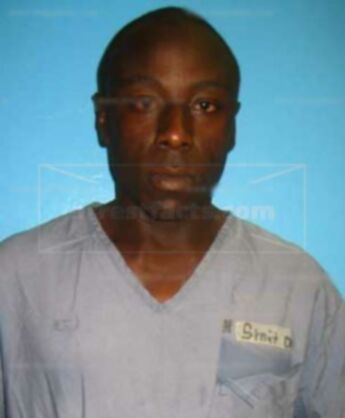 Desmond L Smith