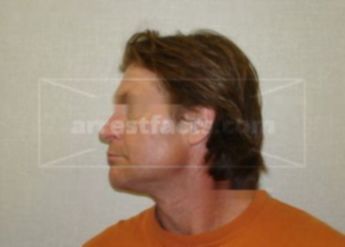 Richard E Vonholt