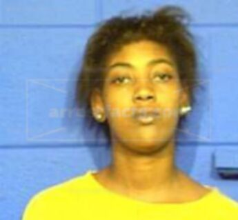 Sarah L Vinson