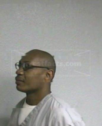 Clemente B Gibbs