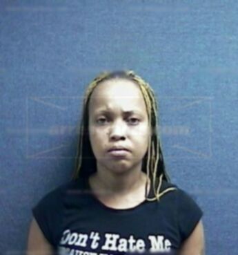 Ladanuya Deshea Hyatte