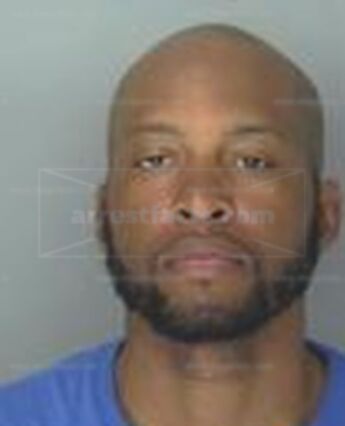 Travis Dejuan Butts