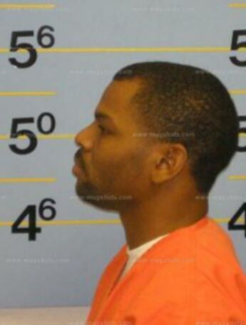 Robert D Moorehead