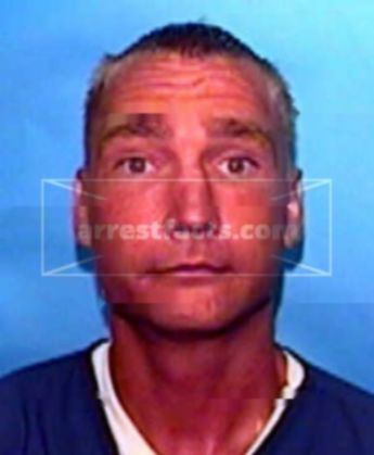 Stephen G Gravette
