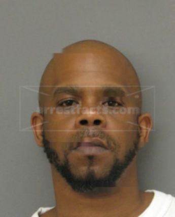 Torian Latravis Wells