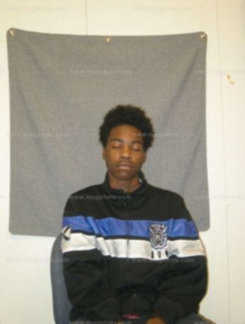 Quamari L Carr