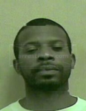 Larry M Davenport