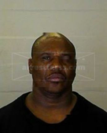 Tracy T Williams