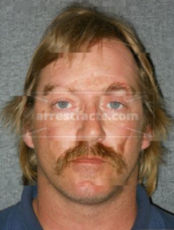 Michael J Lindholm