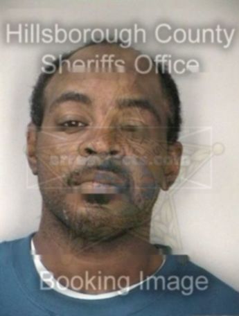 Carlos Delon Richardson