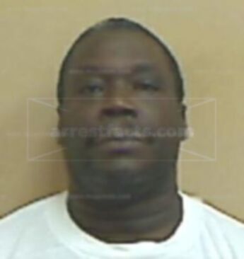 Willie L Jones