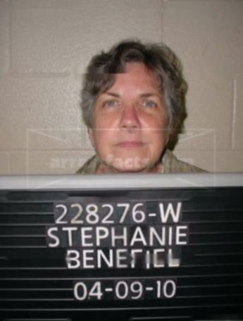 Stephanie J Benefiel