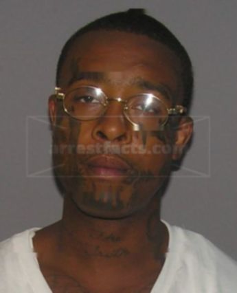 Derrick L Wells