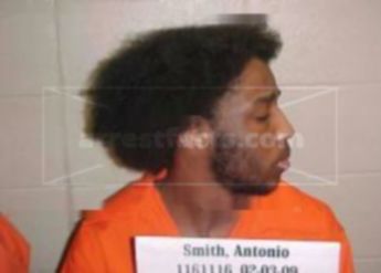 Antonio Smith