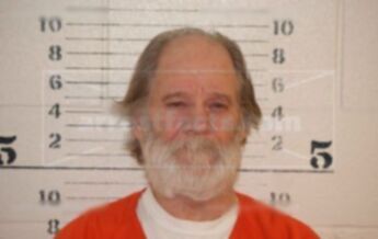Robert Earl Dennis