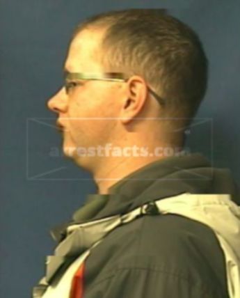 Sean D Whisenhunt