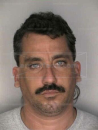 Robert J Portelli