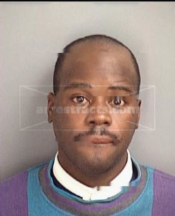 Roger Estil Mays
