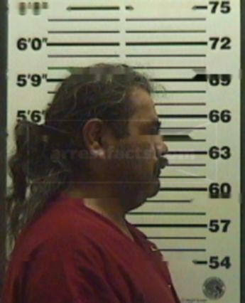 Howard L Aguilar