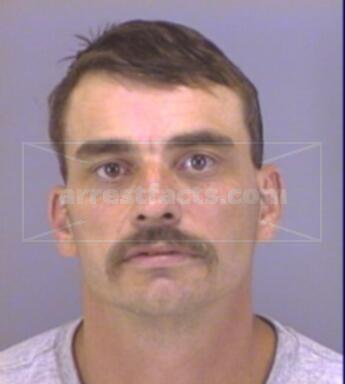 Robert G Hendricks