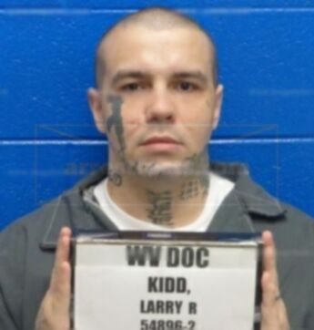 Larry R Kidd