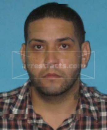 Arnaldo Nieves-Quinones