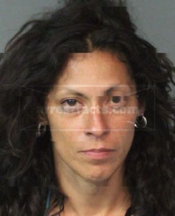 Synthia Rosales Leon