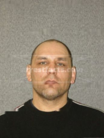 Jeremy D Houle