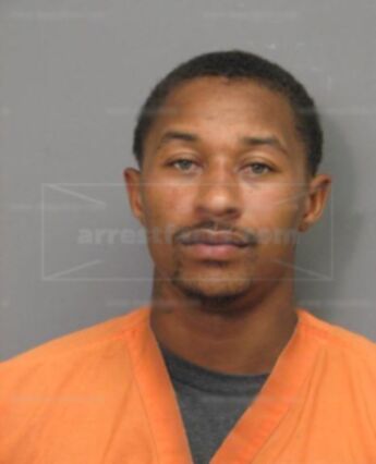Tavon G Walker