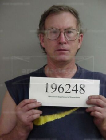Larry D Foland