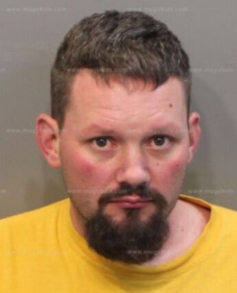 Jonathan Thomas Lowe