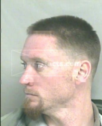 Garrett R Brown