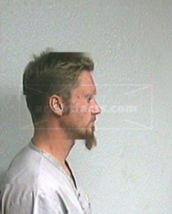 Garrett R Brown