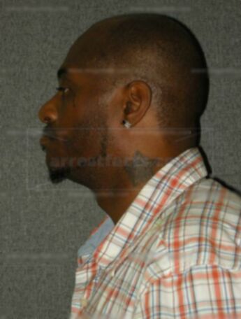 Marcell L Burns