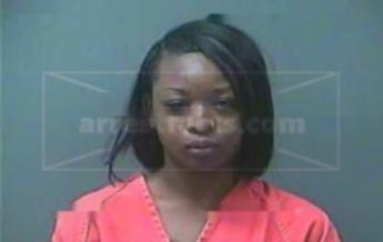 Tyraysha M Stapleton