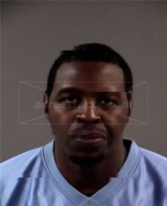 Lamonte Cortez Woods