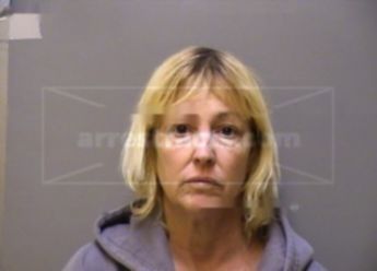 Elizabeth T Andrews