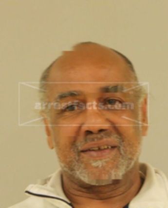 Norvell Ricardo Wallace