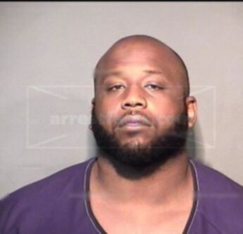 Travis Lorenzo Kinloch