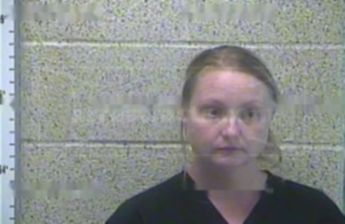 Kari L Hilt