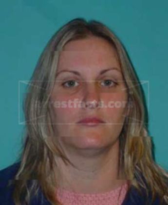 Amy L Roschke