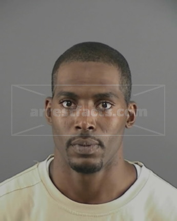 Quinton L Binford