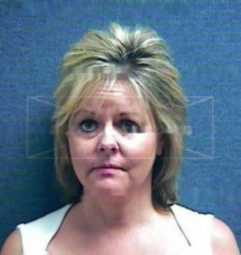 Vicki L Humphreys